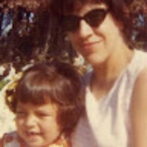 Meet your Posher, Lorrie